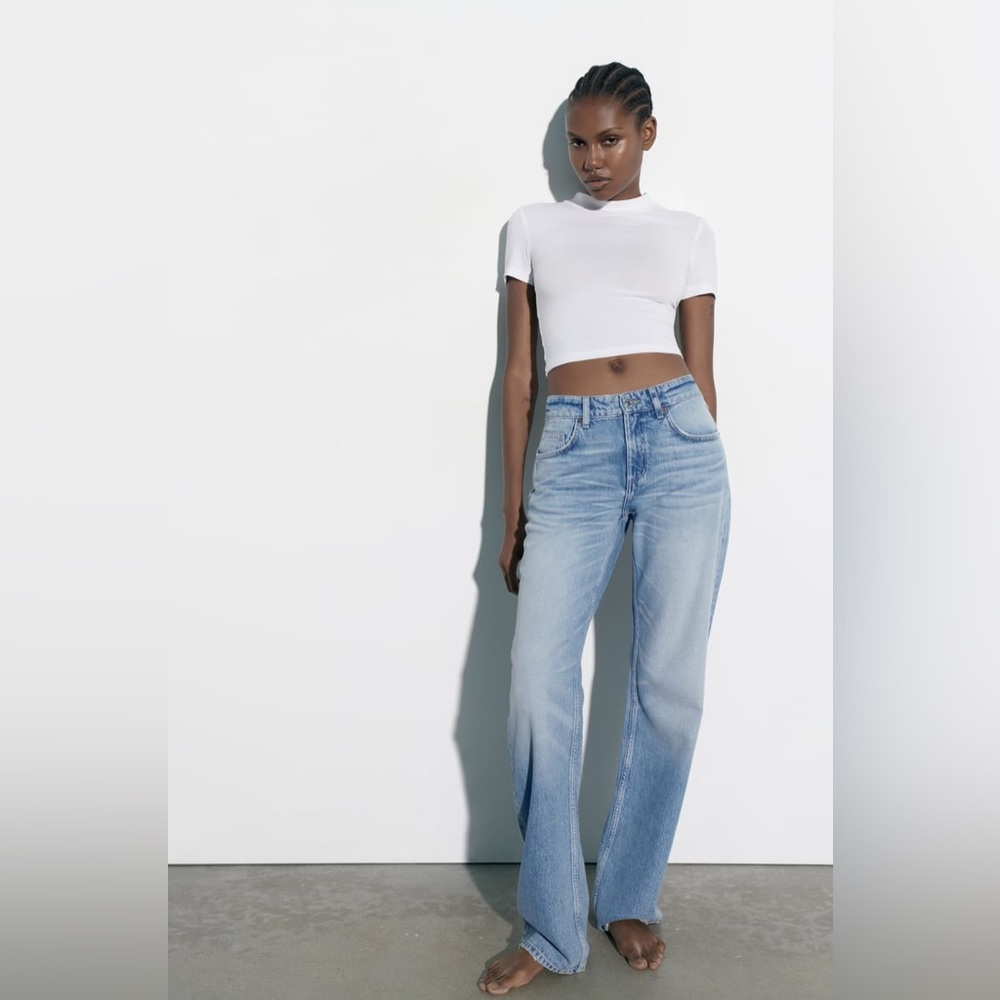 SOLD🚫. TRF MID-RISE WIDE LEG JEANS LIGHT BLUE